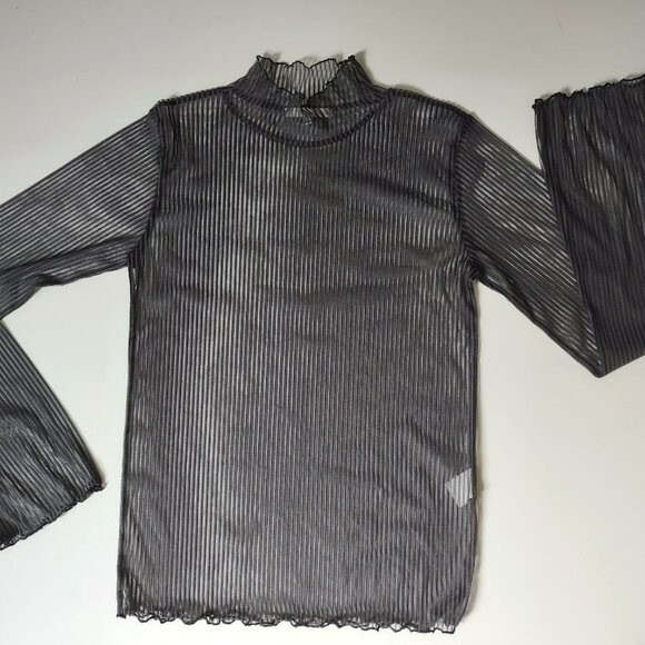 Oak + Fort Gray Sheer Wavy Lettuce Hem Highneck Blouse OS - Picture 10 of 11